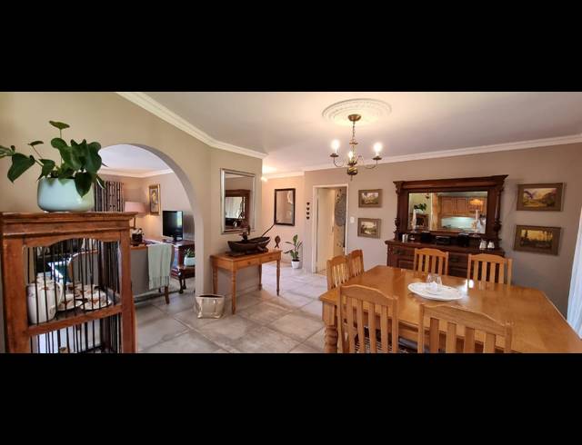 3 BEDROOM SECTIONAL TITLE TO LET IN MONTROSE
